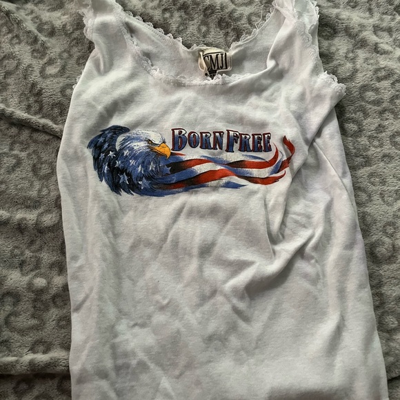 lacey trim graphic tank top - Picture 2 of 3